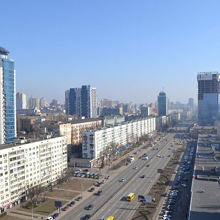 Apartment On Prospect Beresteiskyi 29 Kyiv Exterior photo